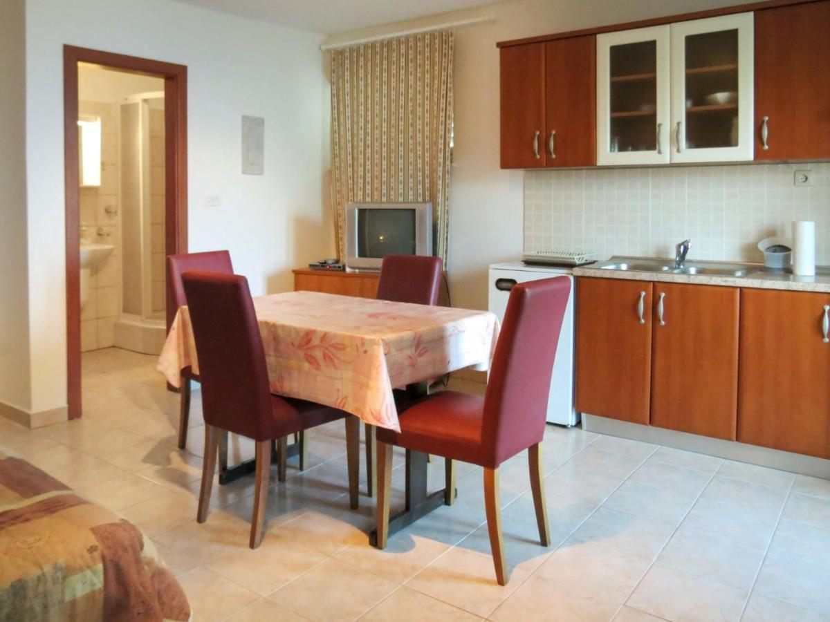 Holiday Home Bernardi By Interhome Lumbarda Exterior foto